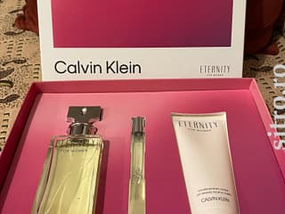 Vând set de parfum 100 ml și 10 ml și loțiune parfumată pentru corp 100 ml Calvin Klein Et