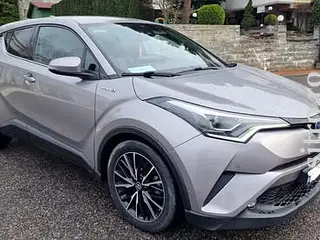Toyota C-HR 1.8 Hybrid Business-Edition Full 122 cp  Anul 12.2018