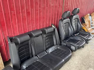 Interior și tapițerie - foto 2